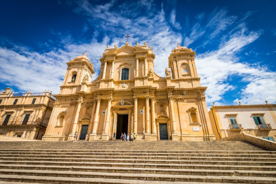 Cathedral Noto Sicily, Visits of Italy