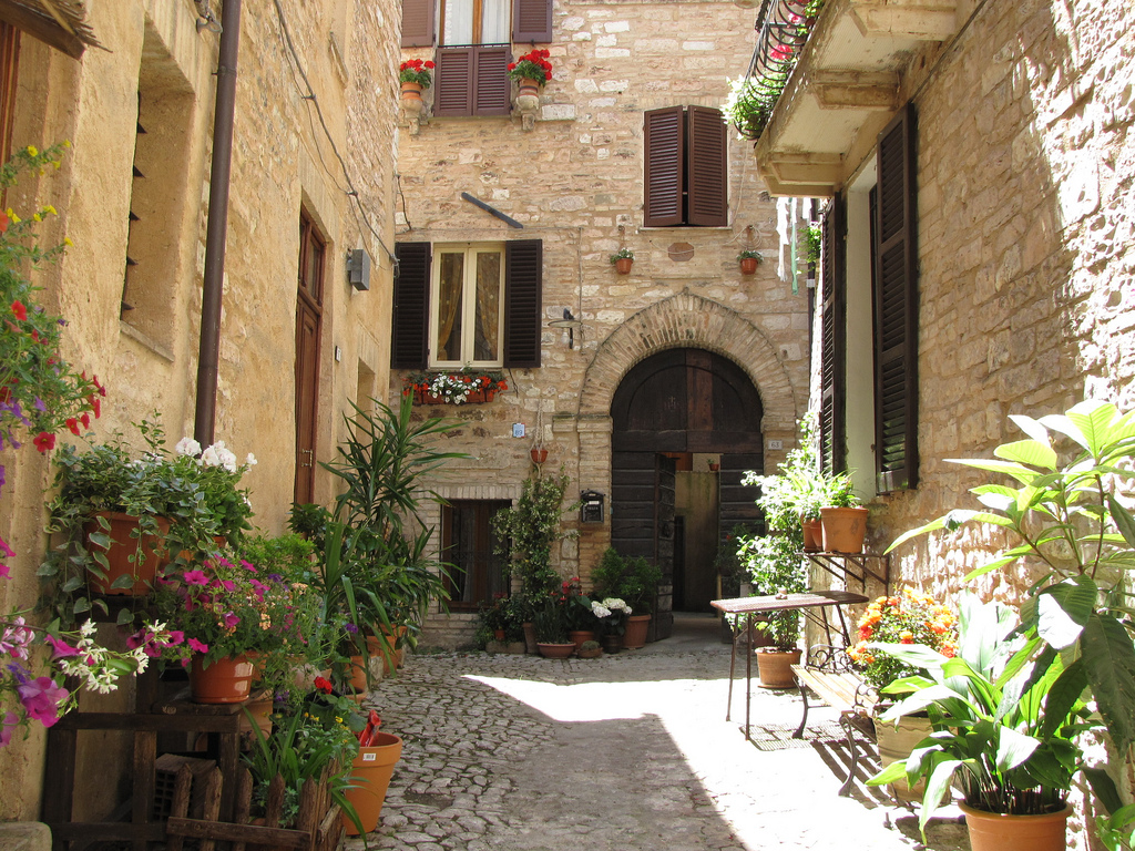 Rent a property in Italy