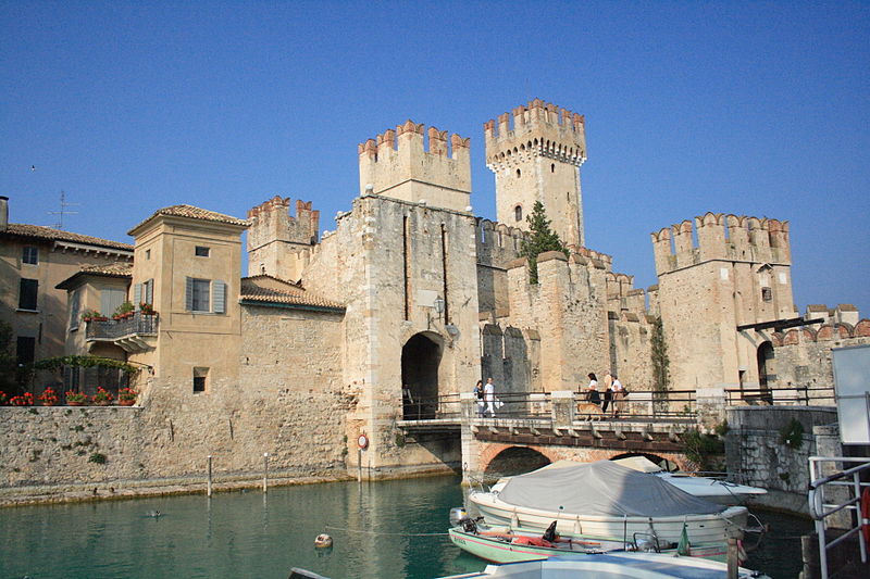 Sirmione Castle, Lake Garda, Lombardy, Italy 