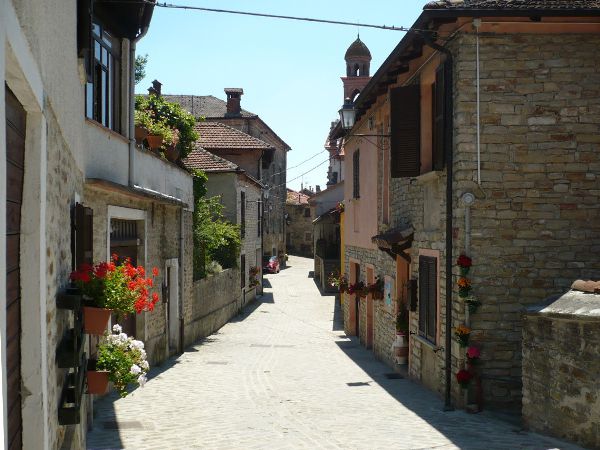 Langhe, Piedmont, Italy on a Tight Budget