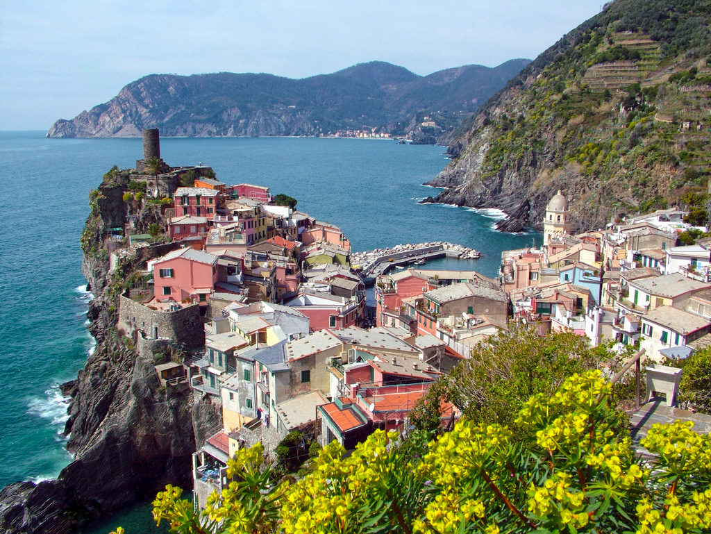 Vernazza, Liguria, Cinque Terre. Photo by kkmarais Flickr